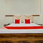 Oyo 81700 Hotel Bliss Inn