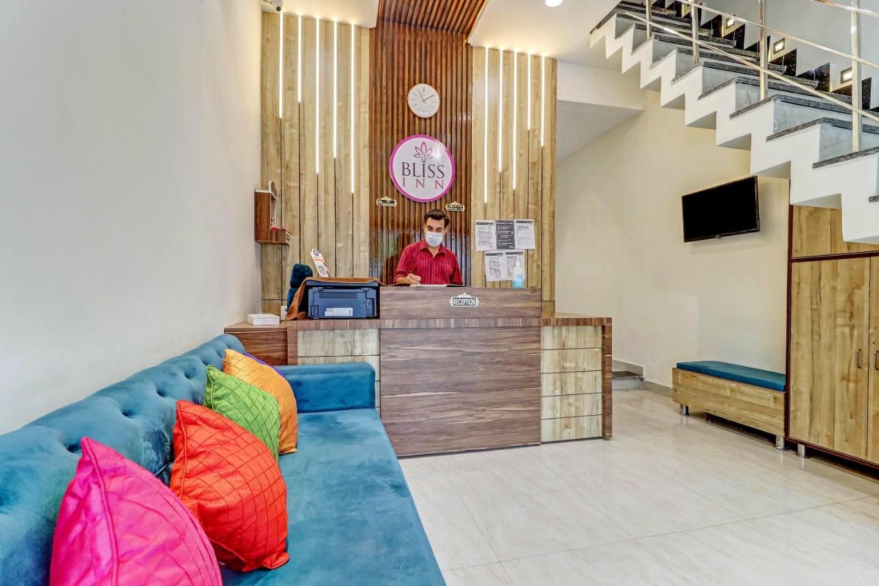 Oyo 81700 Hotel Bliss Inn